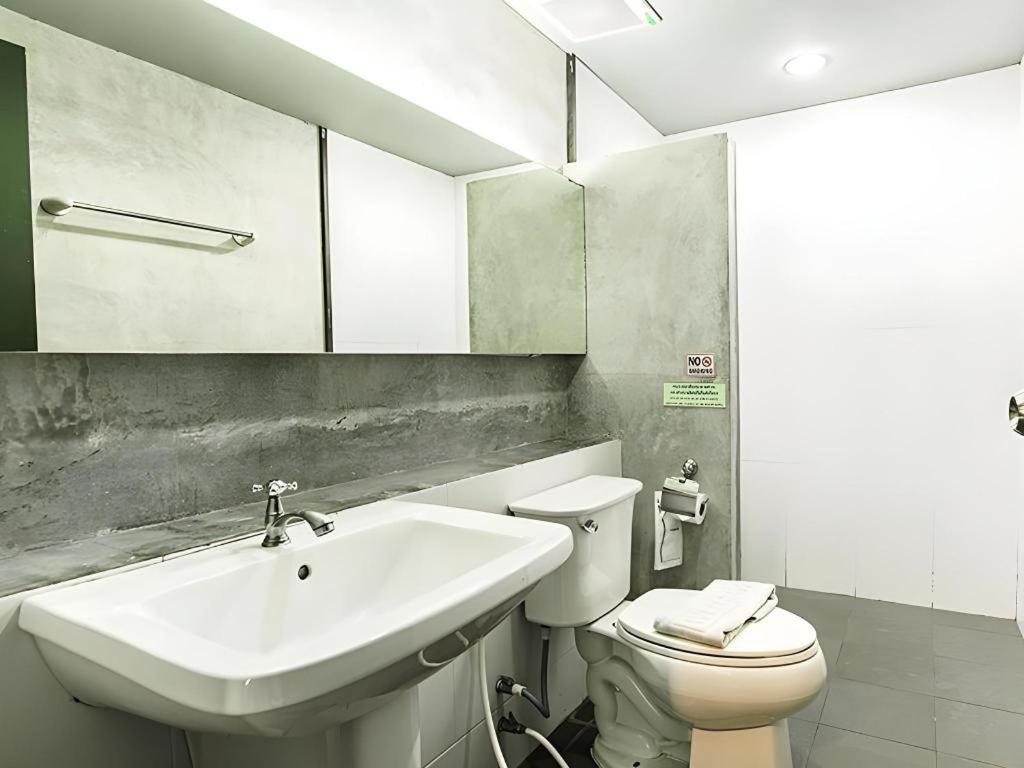 B2 Green Boutique And Budget Hotel Chiang Mai Exterior photo