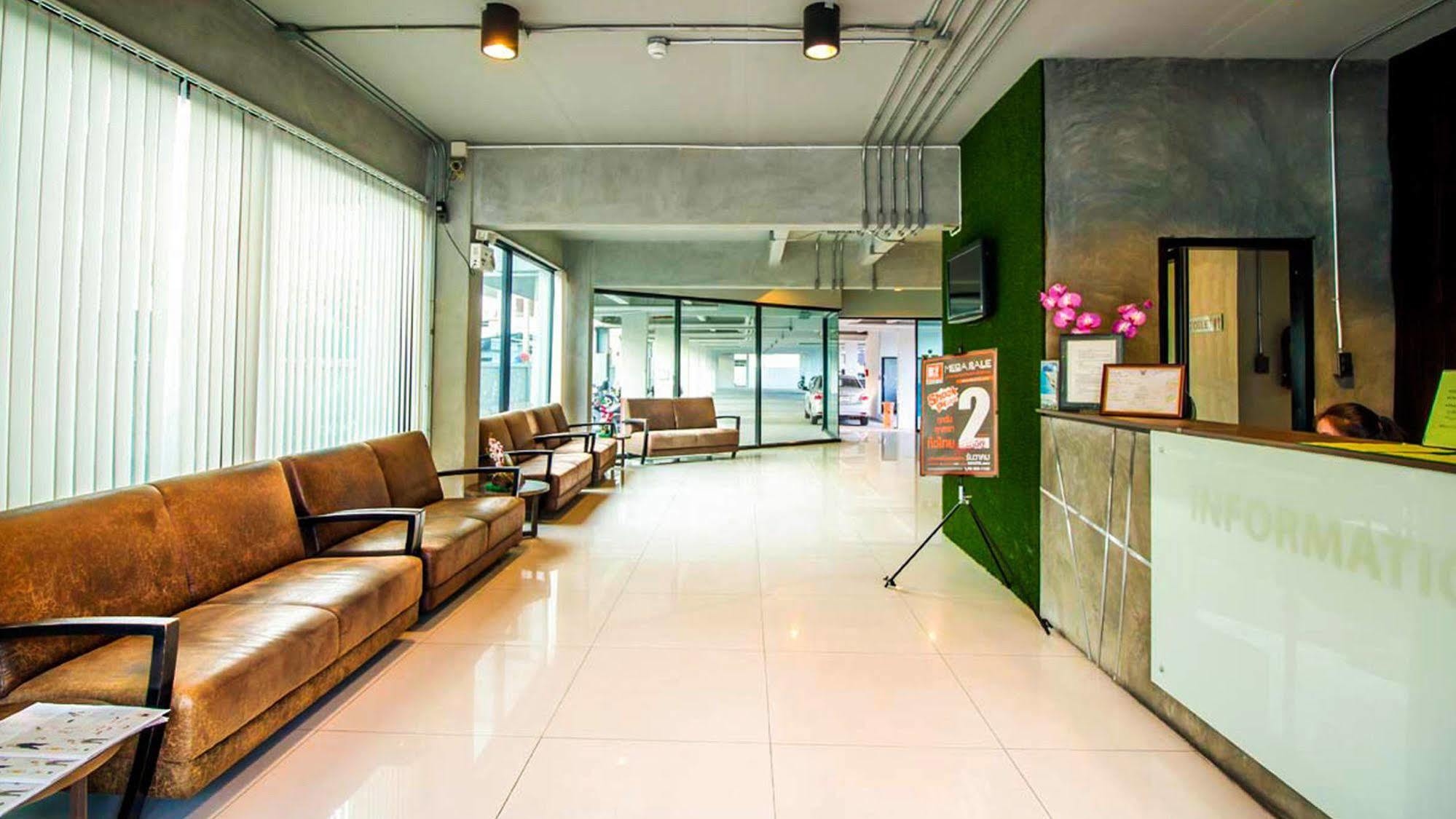 B2 Green Boutique And Budget Hotel Chiang Mai Exterior photo